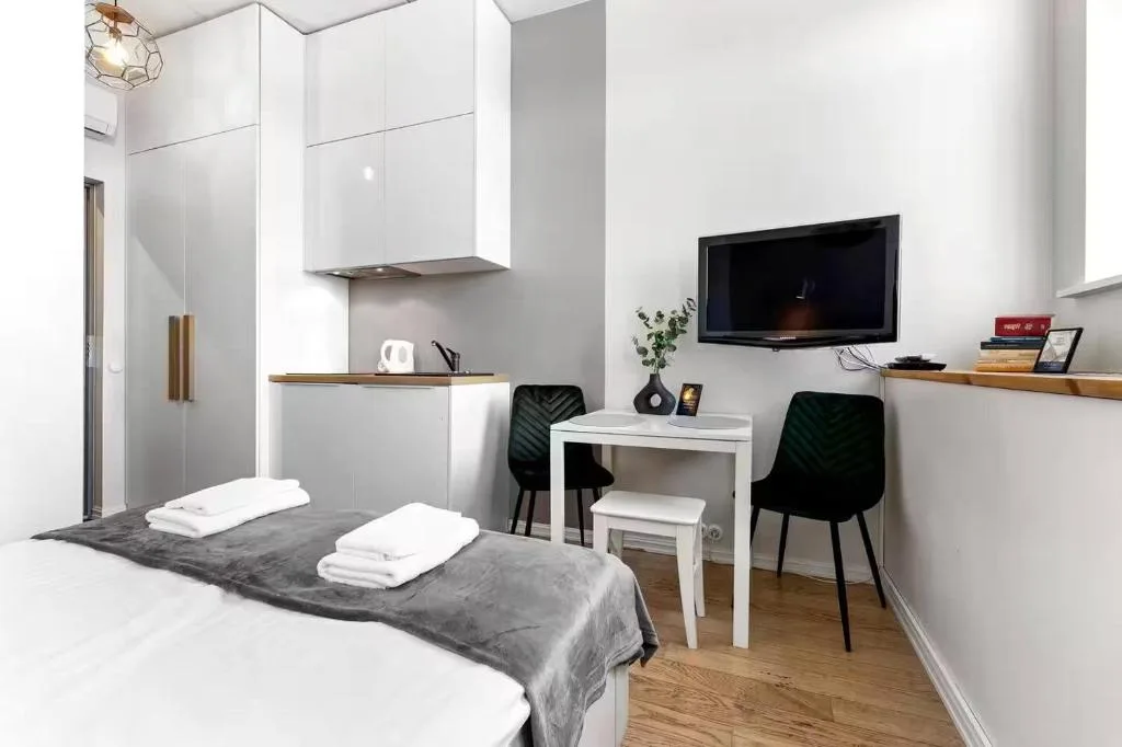 Charming Old Town view apartment — 4