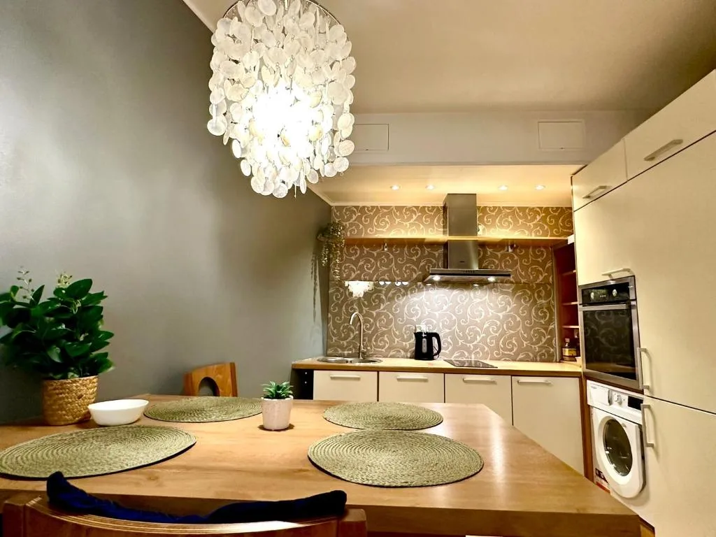 Luxury Suites Roseni 12 by Rikas Hotels — 2