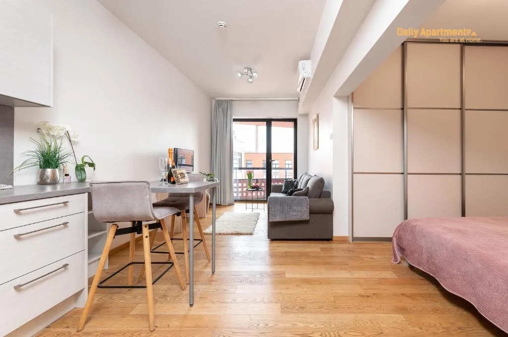 Luxury Suites Roseni 9 by Rikas Hotels — 2