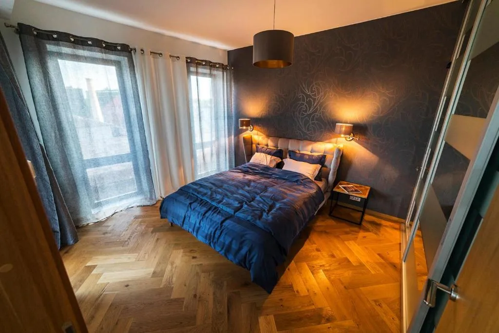 Modern Luxury Apartment in City Centre — 2