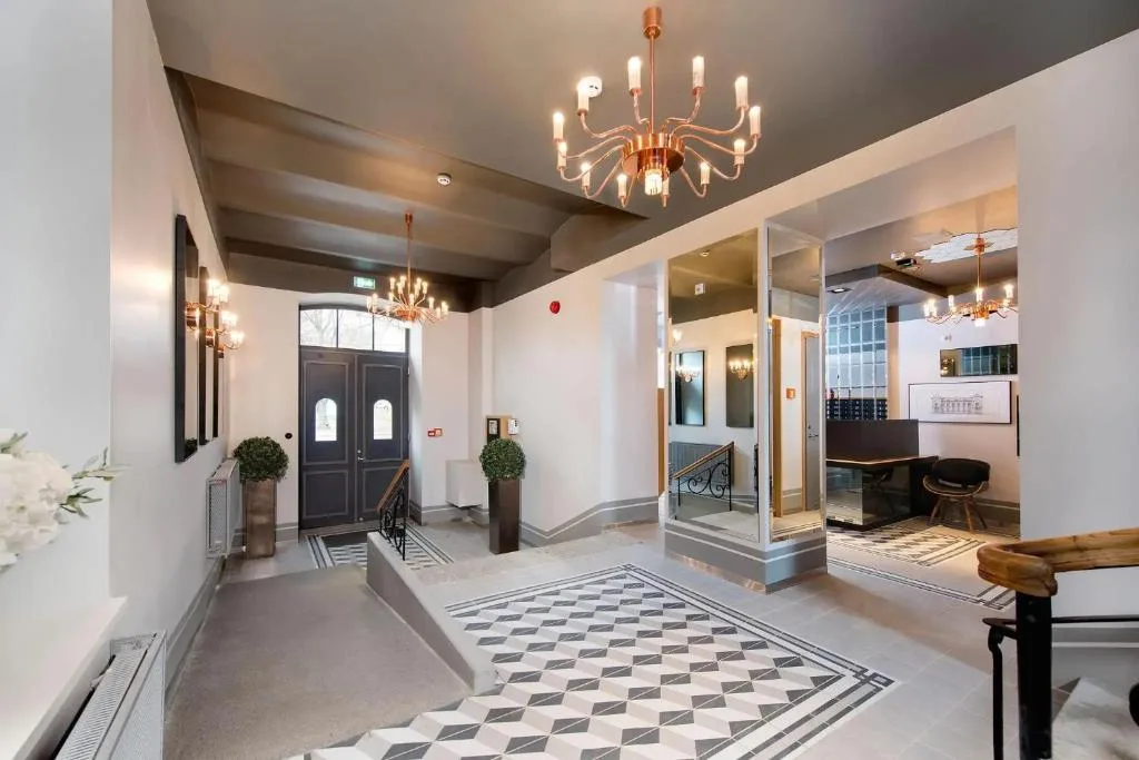 Stylish Apartment near Old Town — 5