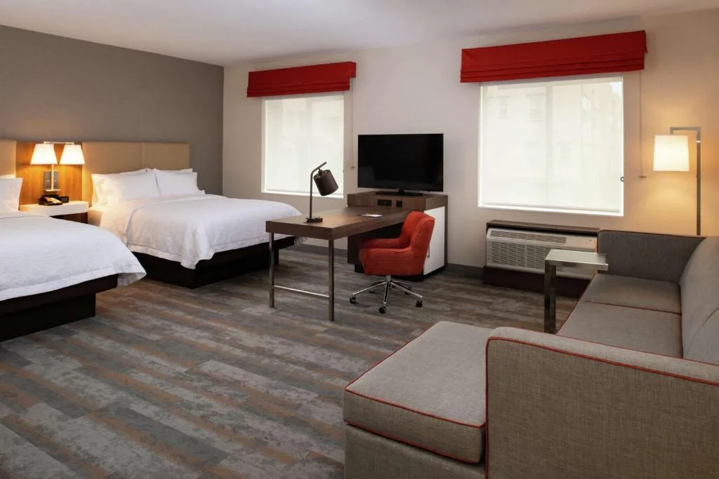 Hampton Inn & Suites Buena Park — 2