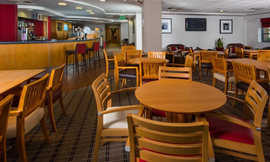 Holiday Inn Express Swansea East by IHG — 5