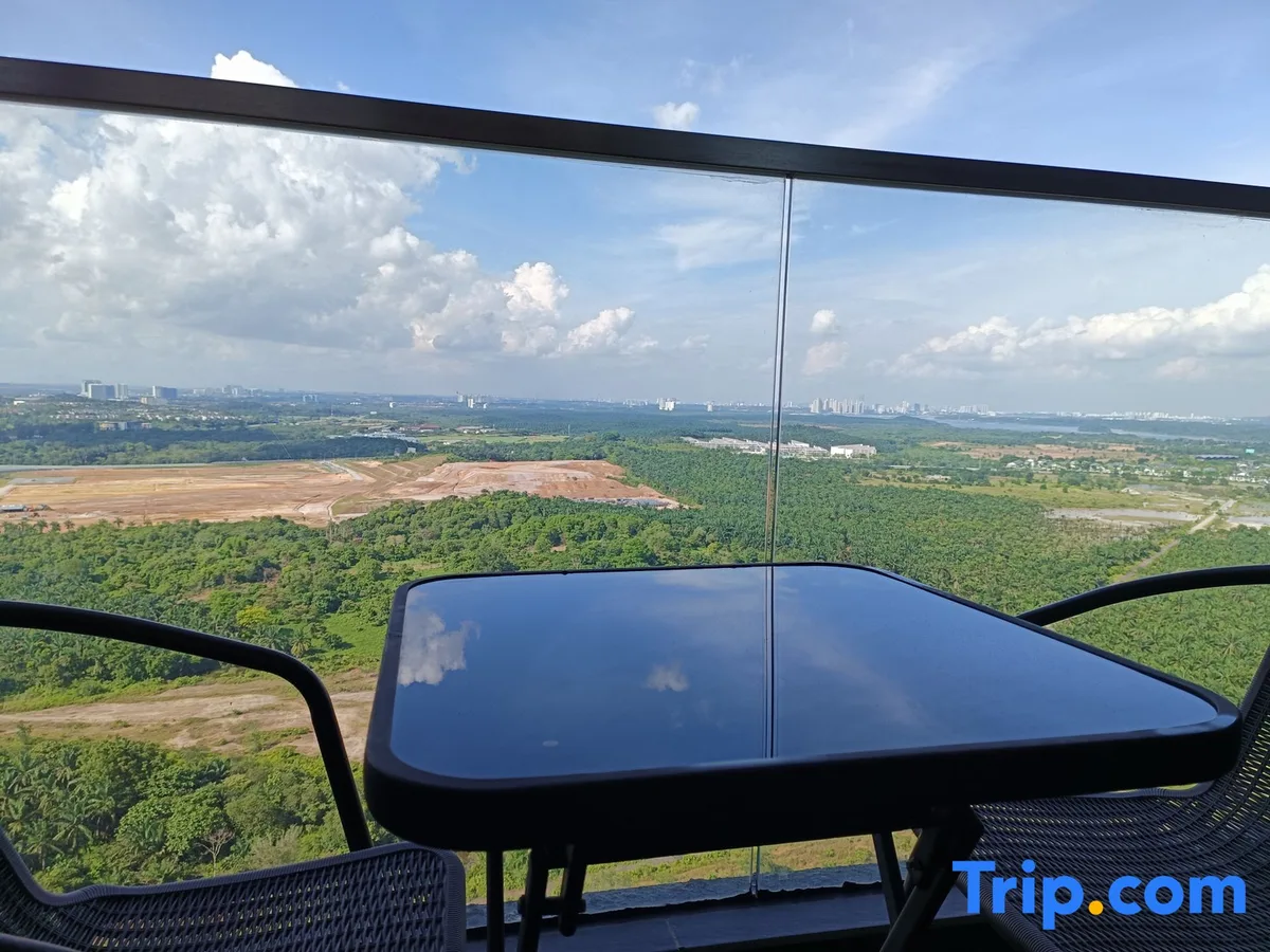 D'pristine Residensi ,Tower 2 Lobby B, by Zuncy D Homes. — 3