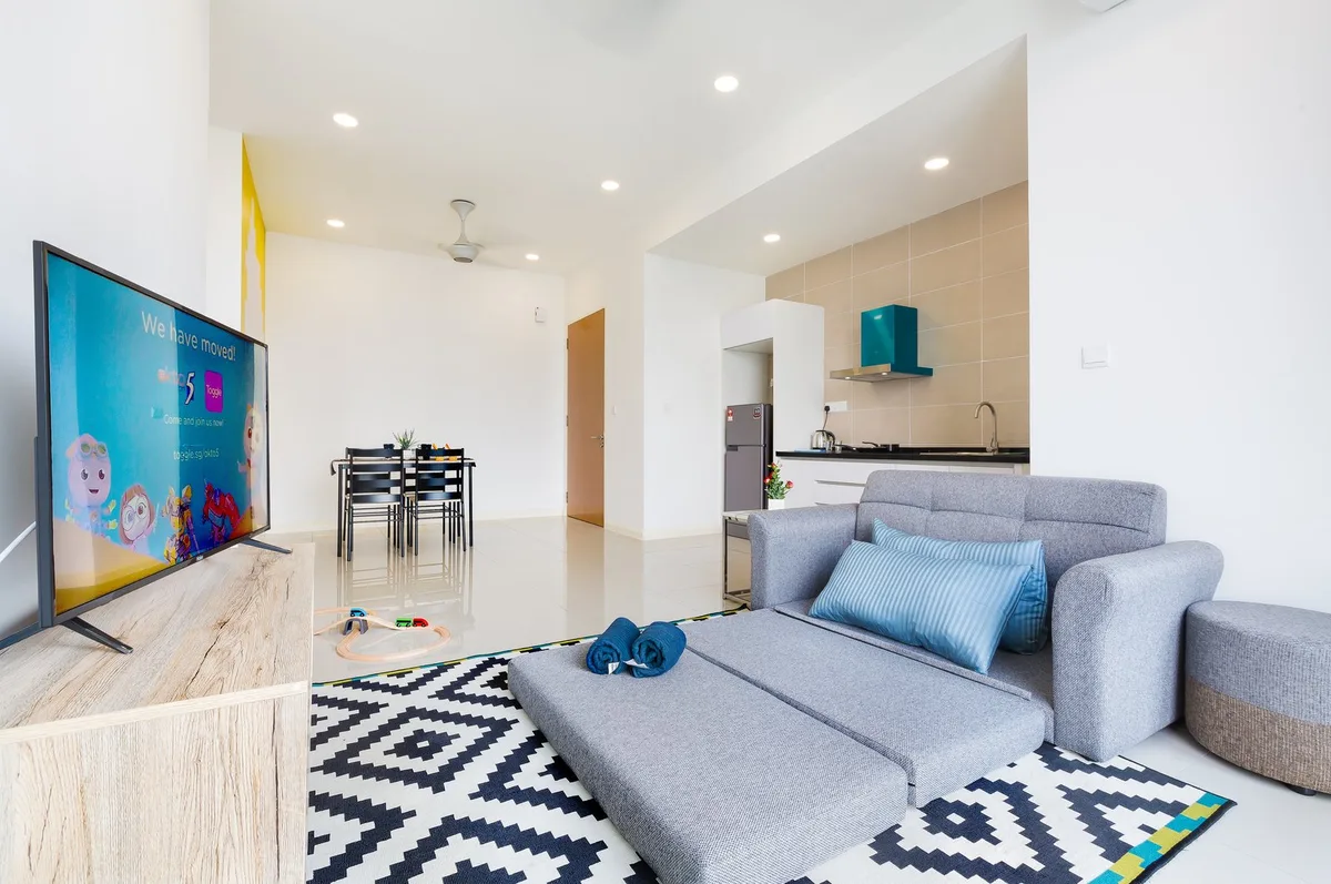 HostaHome Suites at D'Pristine Legoland