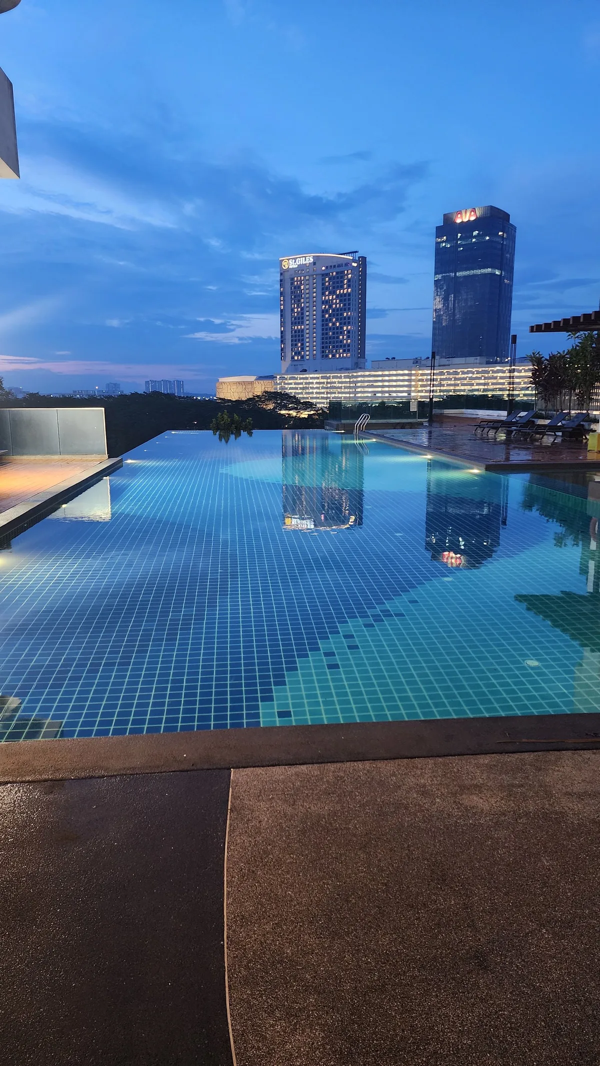 UHA Meridin Medini — 2