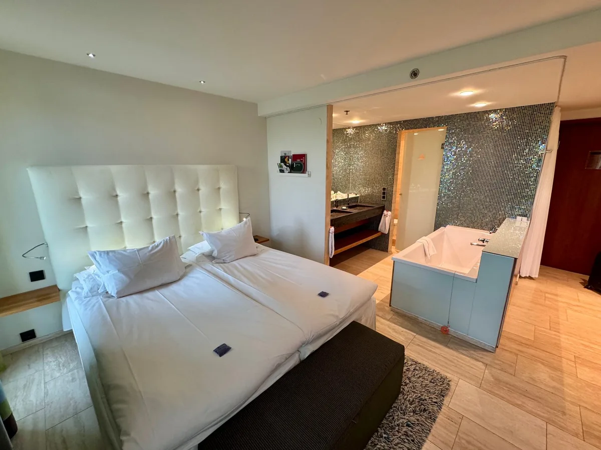 Avalon Hotel — 2