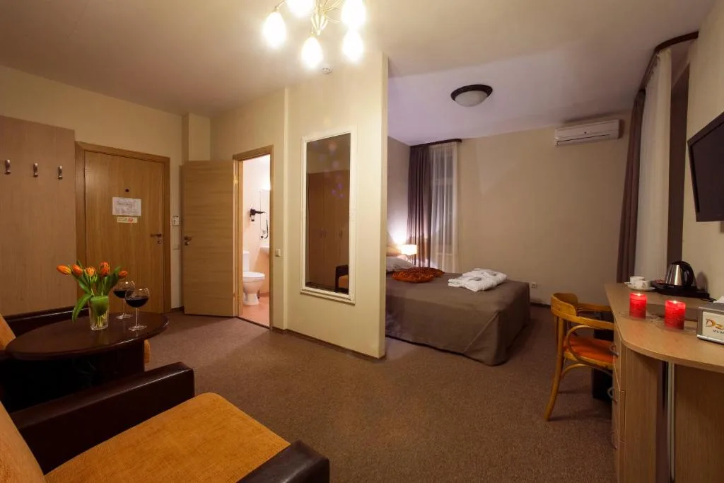 Dzintars Hotel — 2