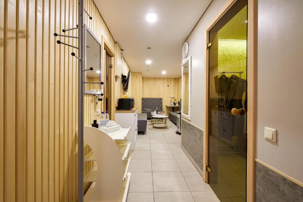 Lettia Aparthotel — 3