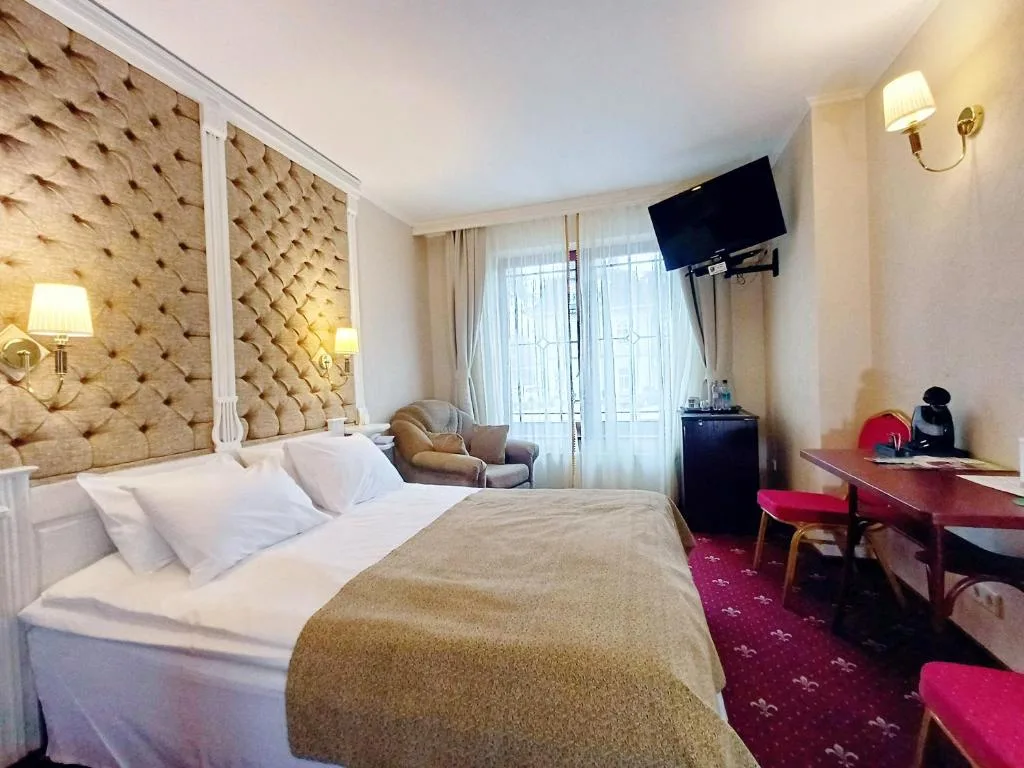 Pegasa Pils Spa Hotel — 4