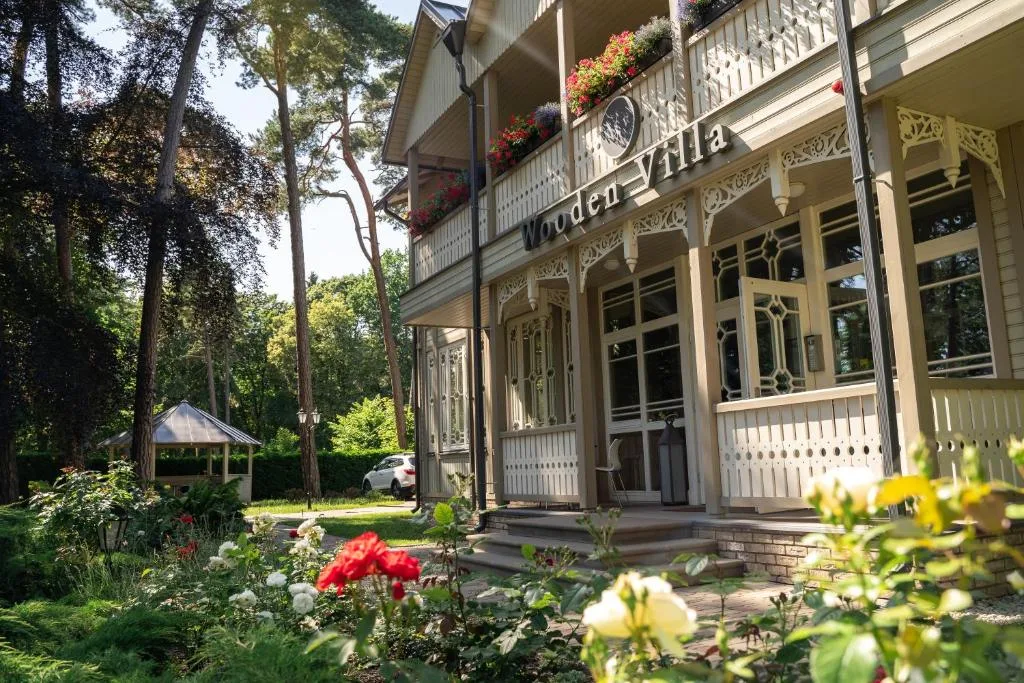 Wooden Villa APARTMENTS