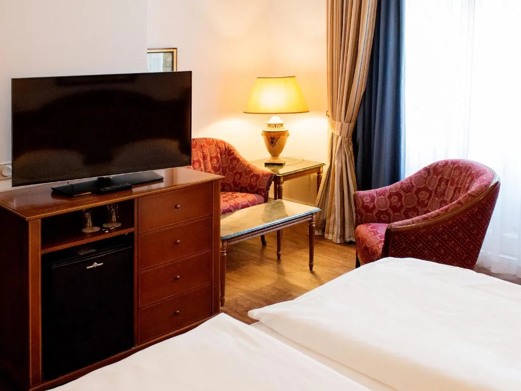 DORMERO Hotel Halle — 4