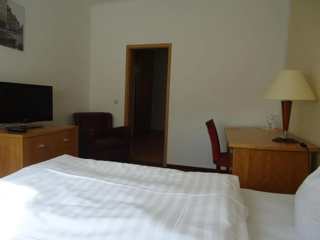 Hotel Schweizer Hof — 5