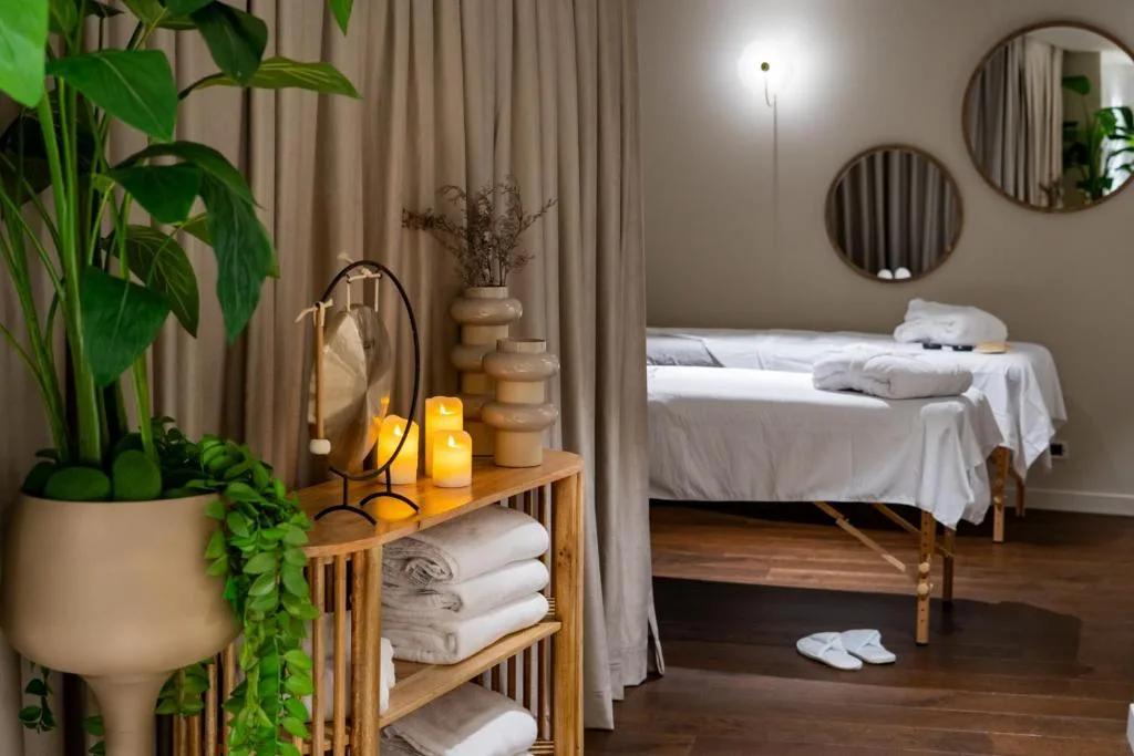 Fiori 41-By Adam Hotels — 5