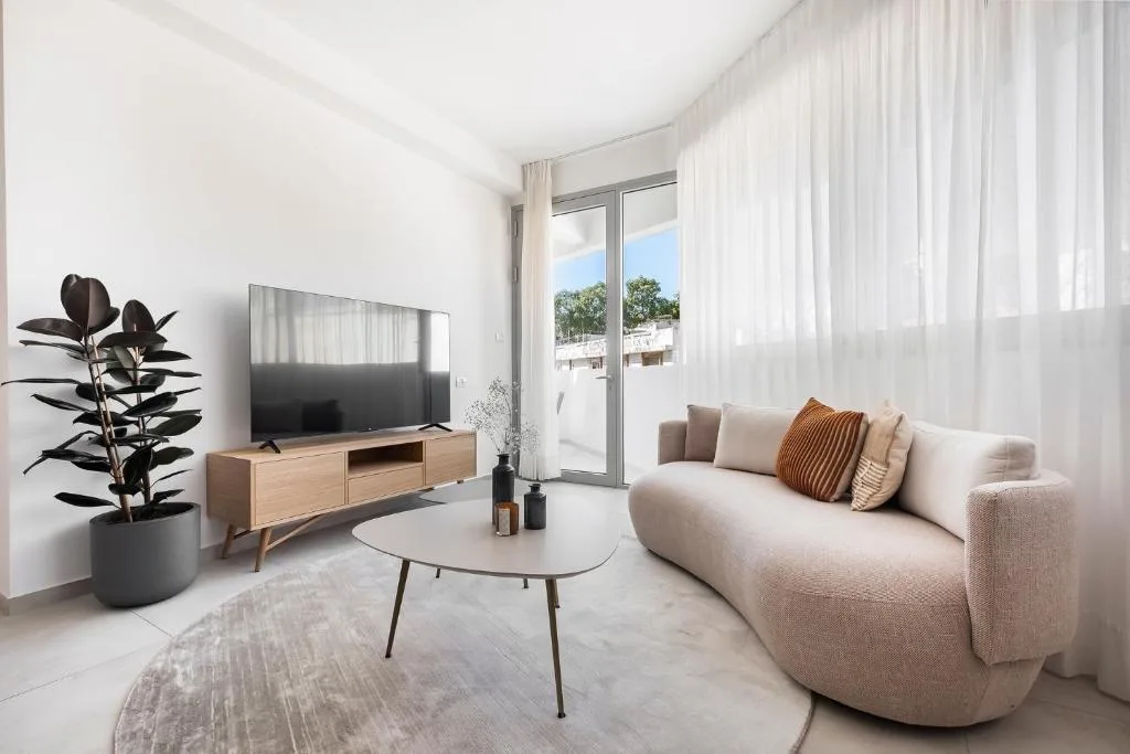 KG4 LUX Apartments — 2