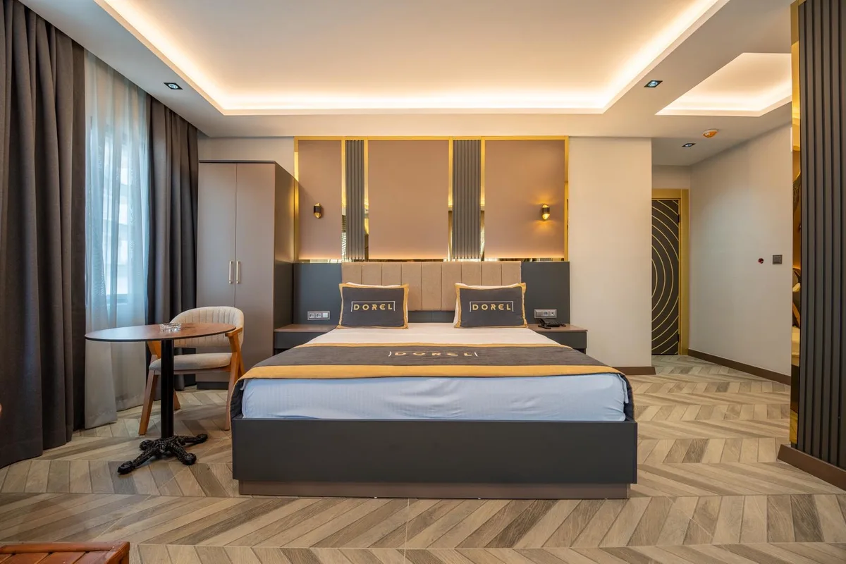 Dorel Grand Homes