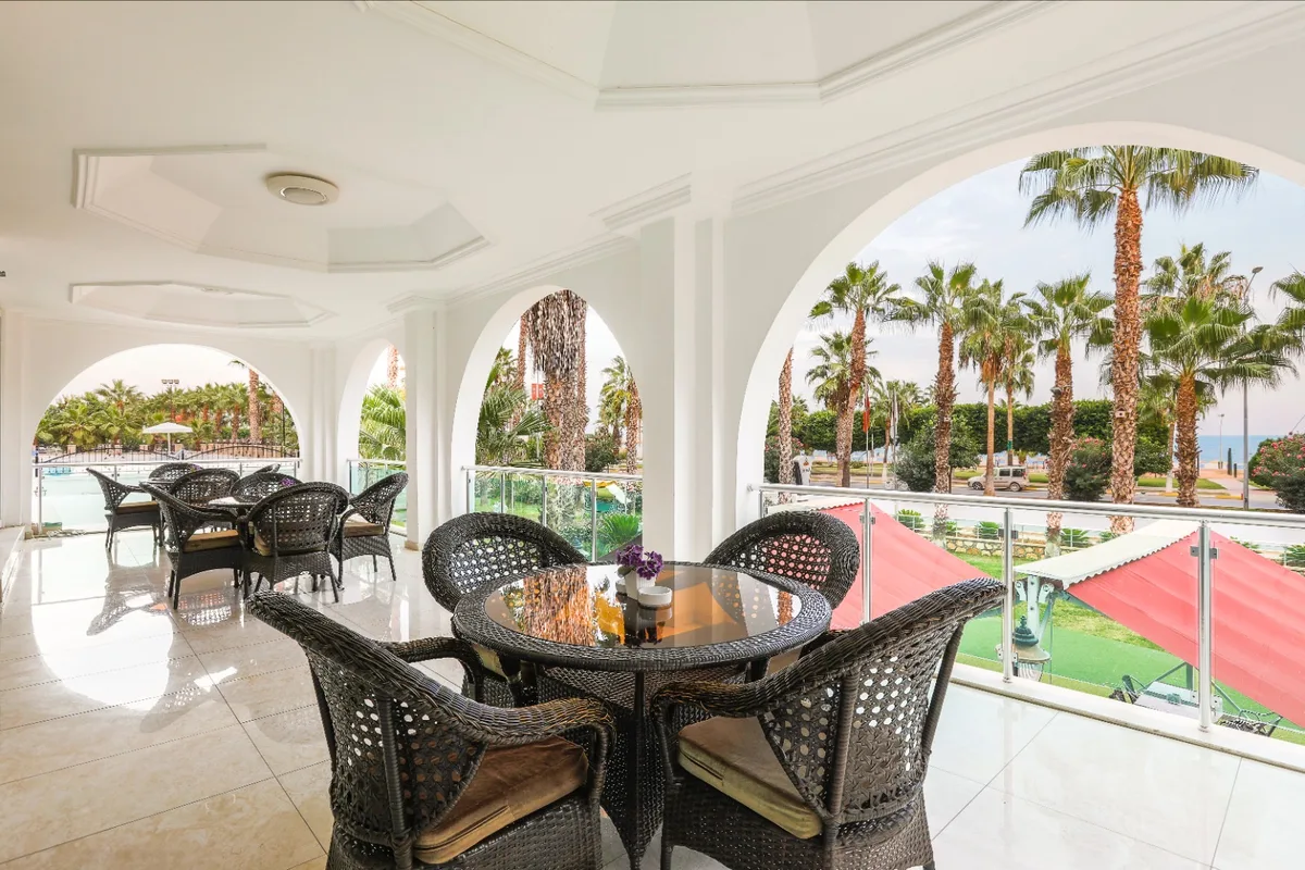 Sultaşa Hotel () — 2
