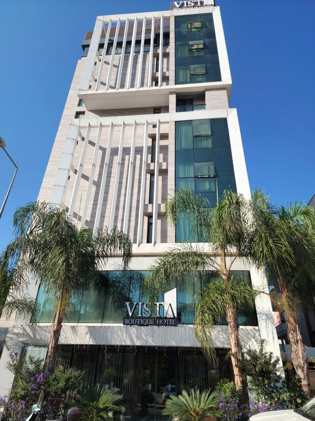 Vista Hotel — 5