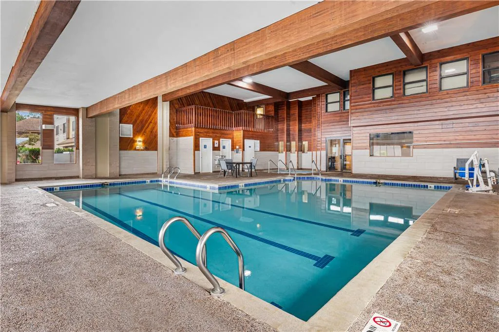 Best Western Ambassador Inn & Suites — 2