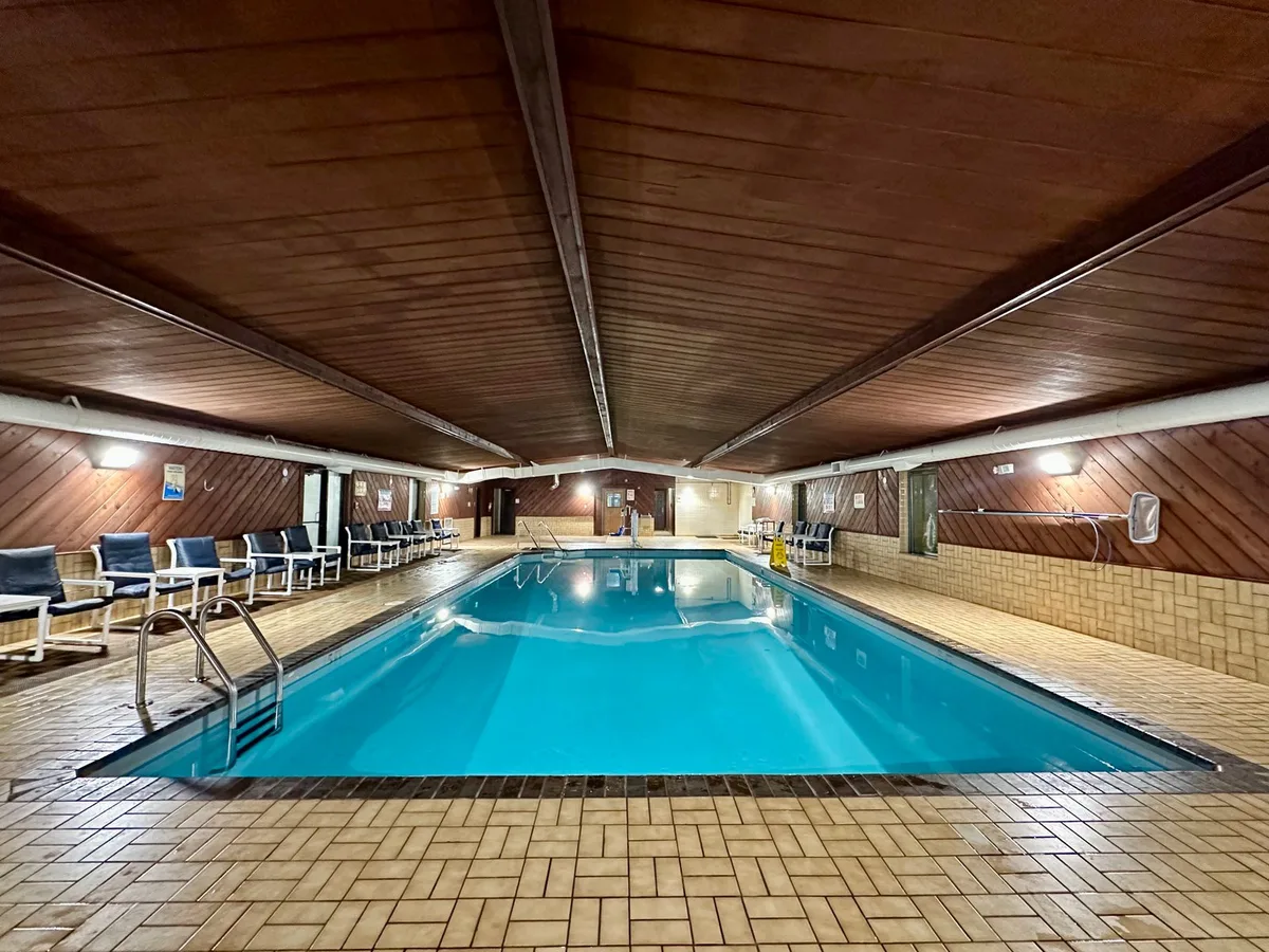 Econo Lodge Inn & Suites Wisconsin Dells
