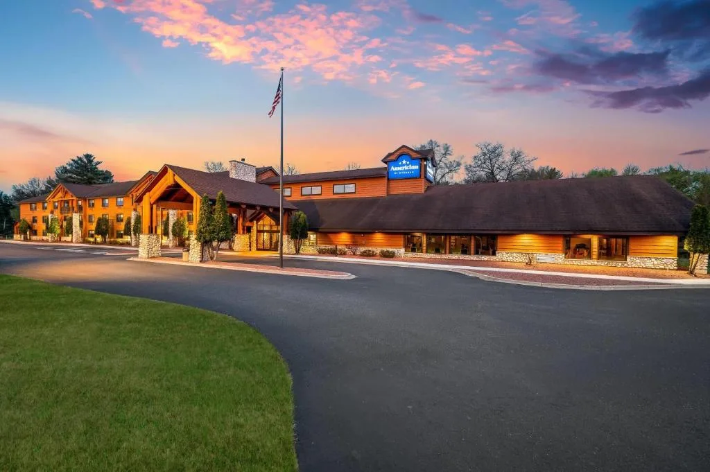 AmericInn by Wyndham Wisconsin Dells — 5