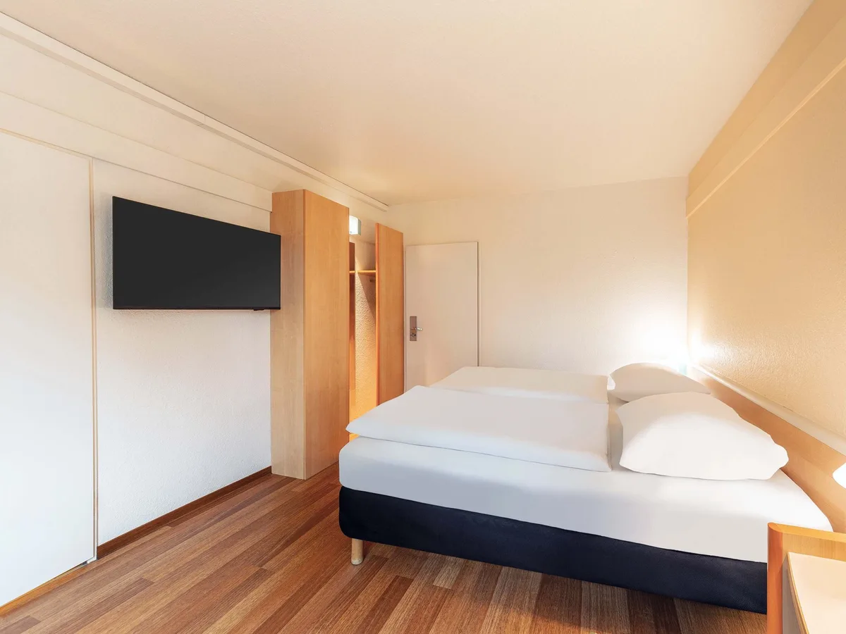 B&B HOTEL Essen-Hbf — 3