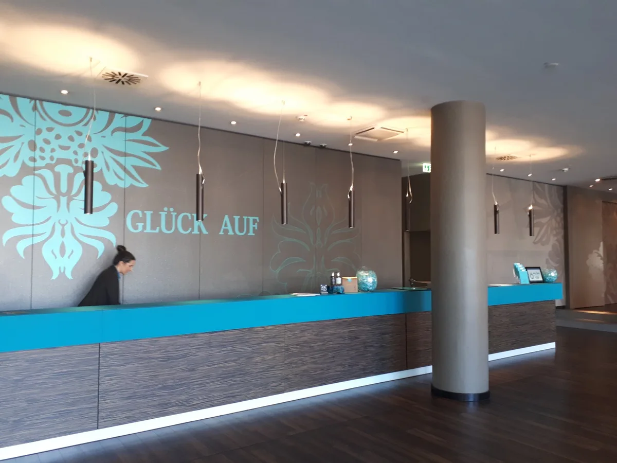 Hotel Motel One Essen — 4