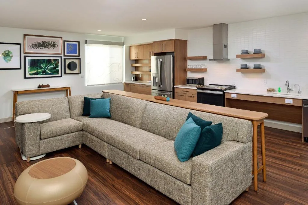 Element by Marriott North Kansas City — 4