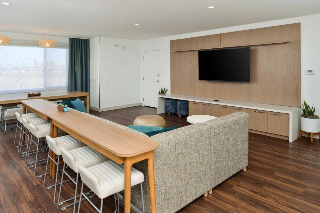 Element by Marriott North Kansas City — 5