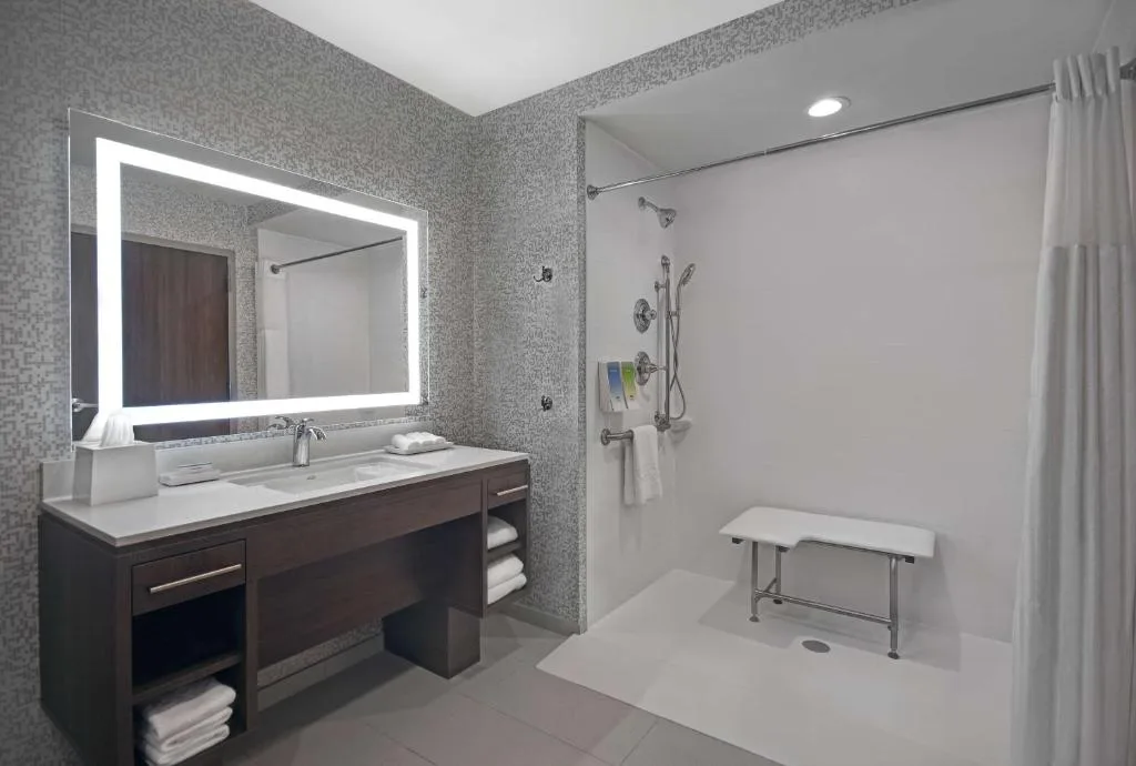 Home2 Suites by Hilton Liberty NE Kansas City, MO — 3