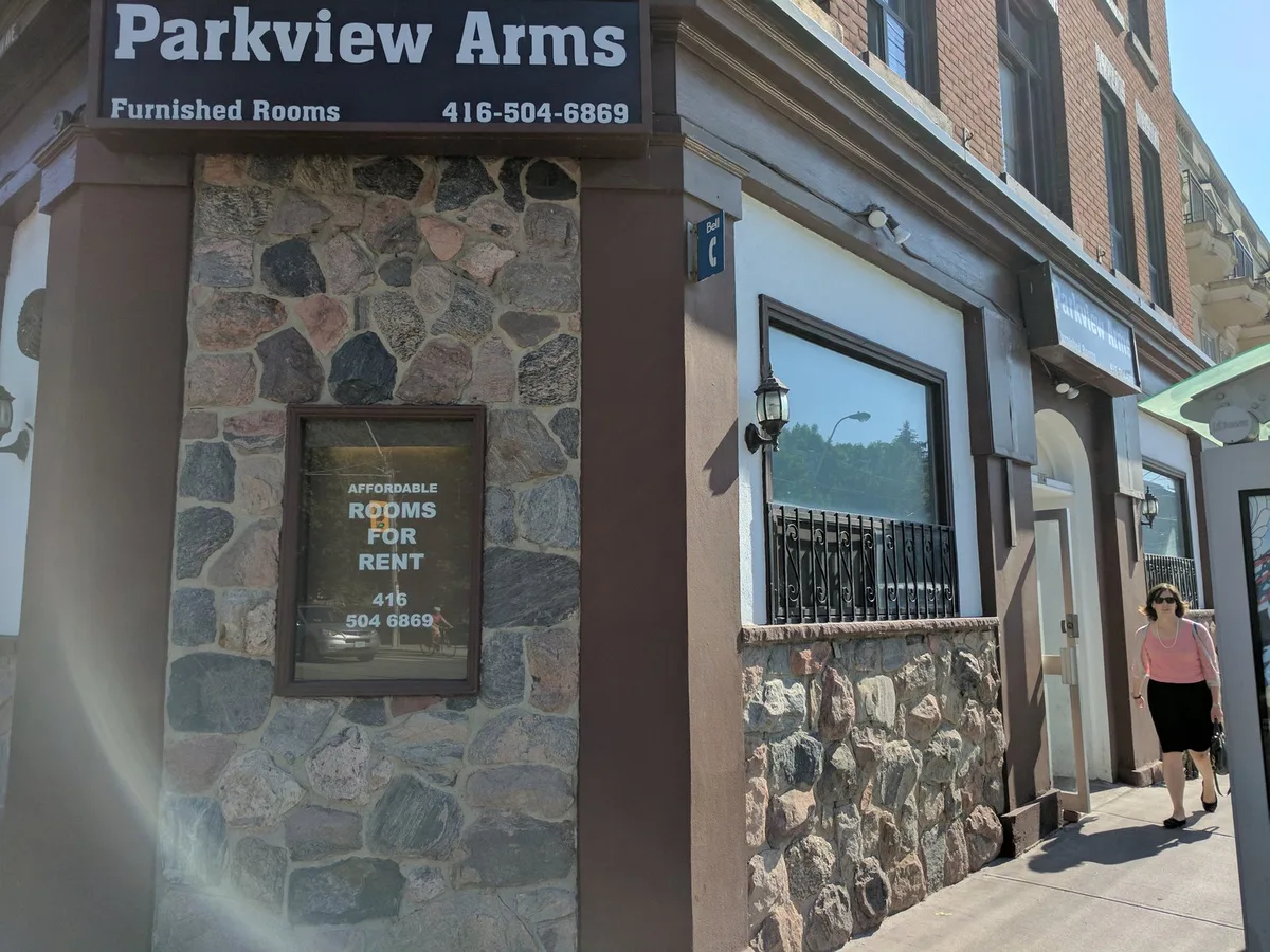 Parkview Arms Hotel