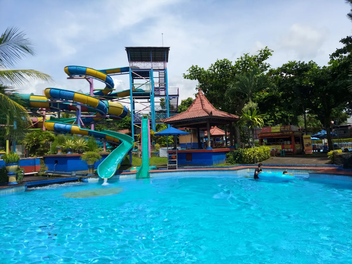 Owabong Hotel Purbalingga