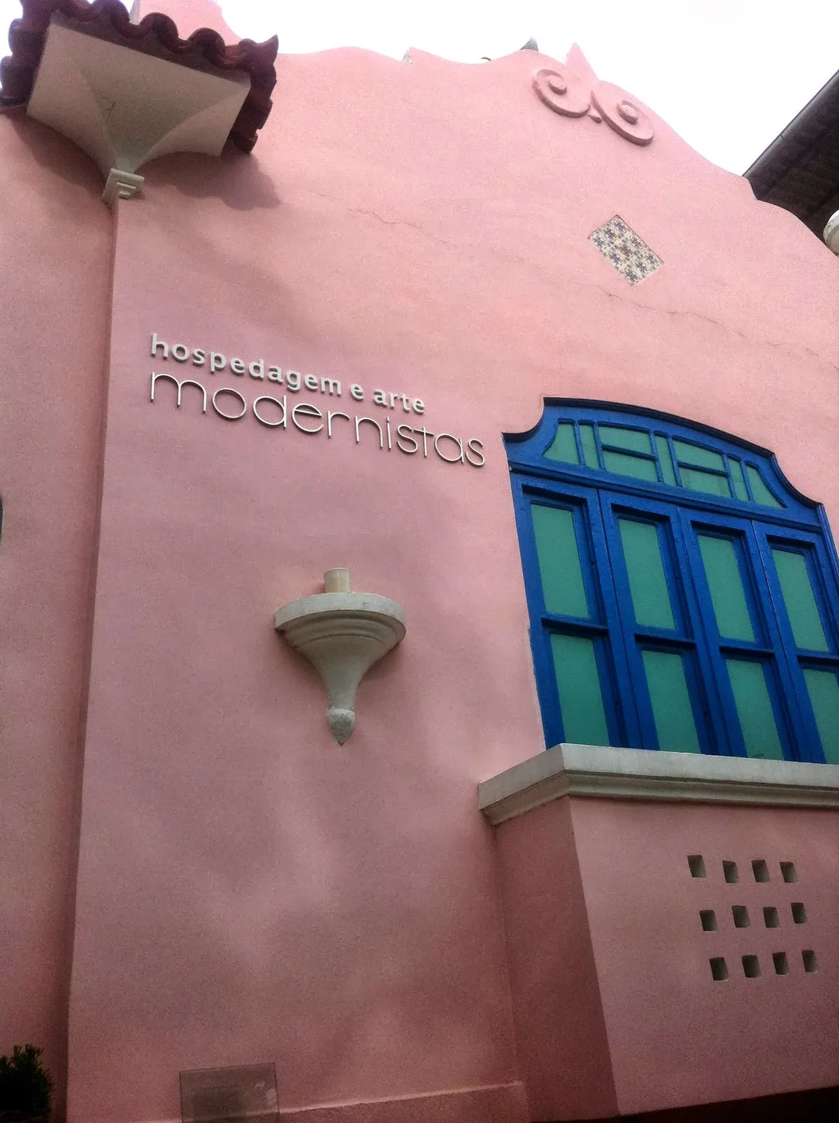 Modernistas Hospedagem e Arte — 4