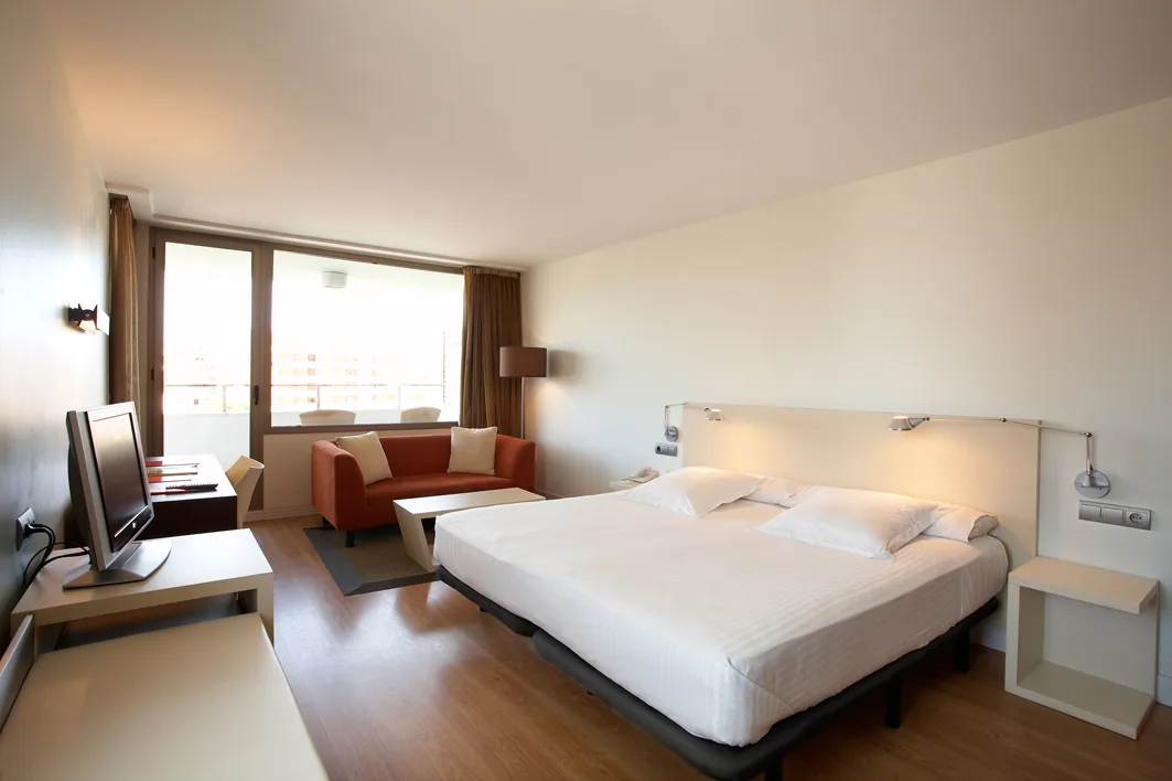 Magnolia hotel — 3