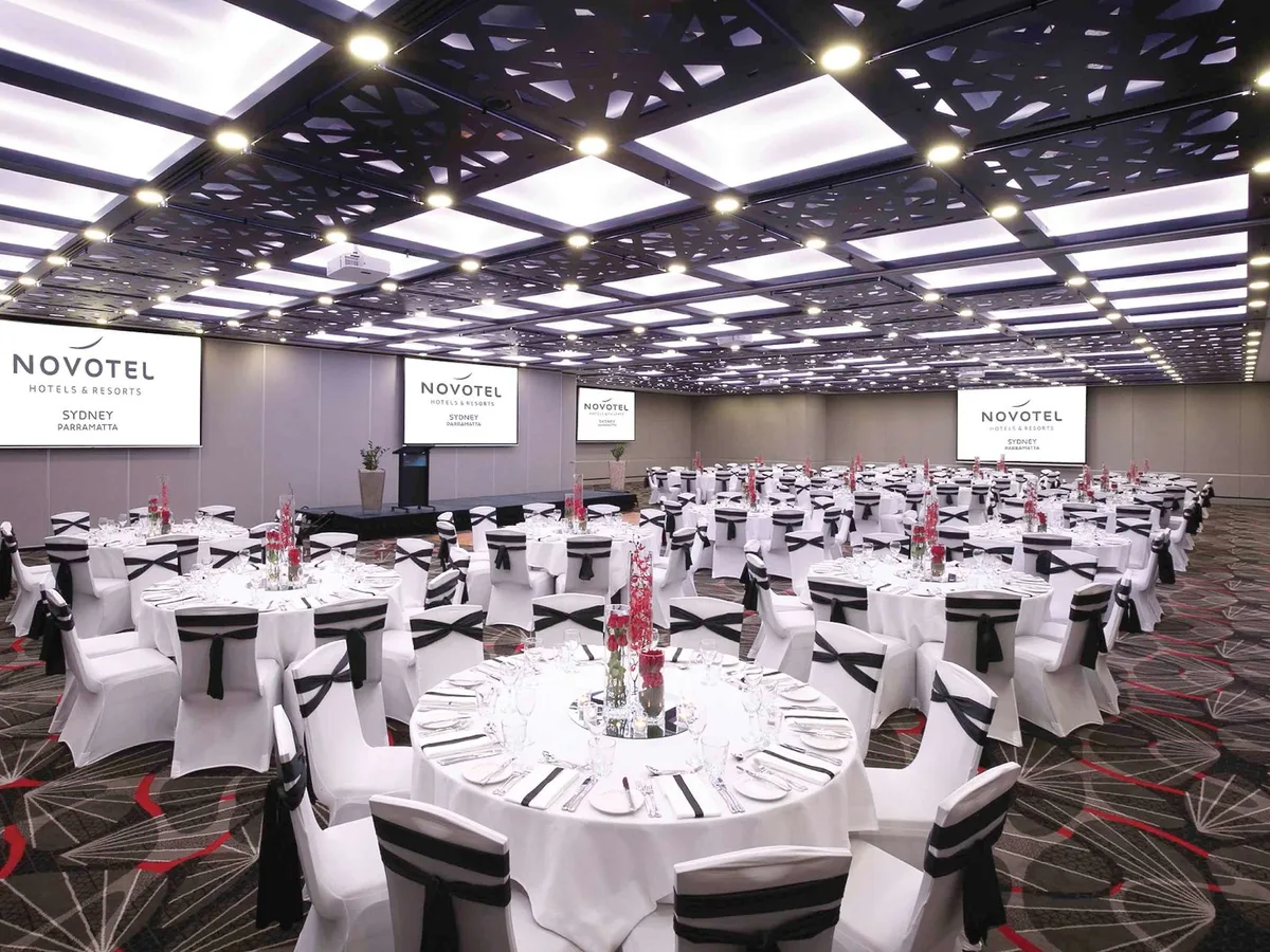 Novotel Sydney Parramatta — 5