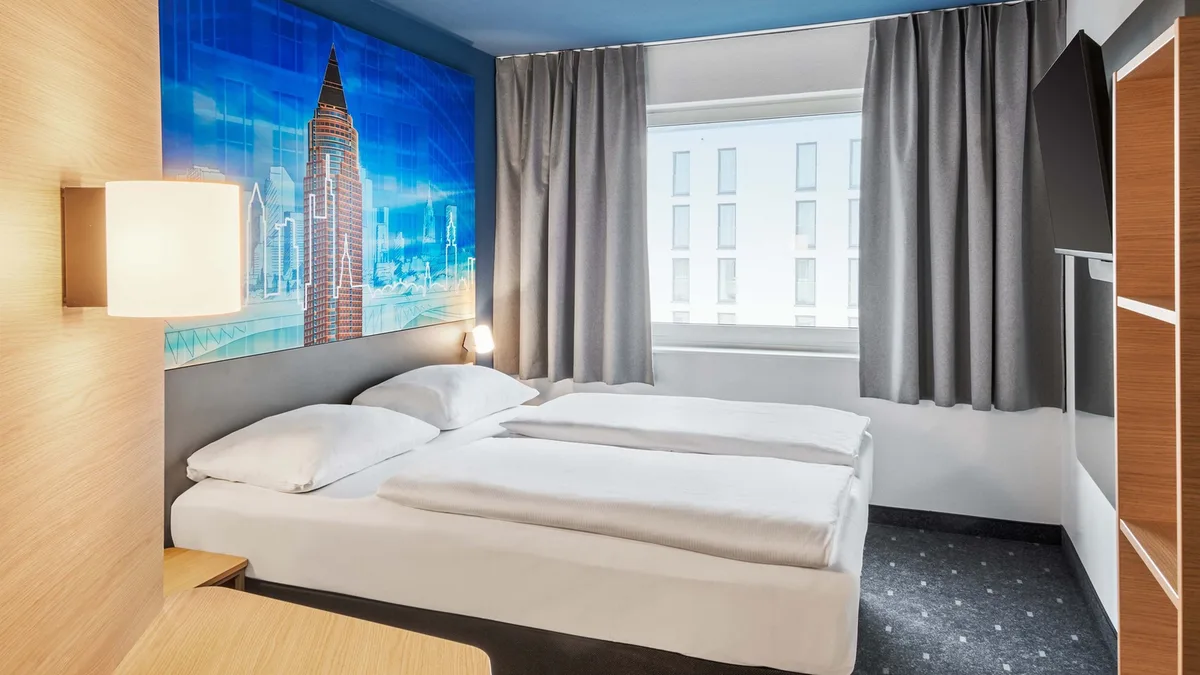 B&B HOTEL Frankfurt-Messe — 3