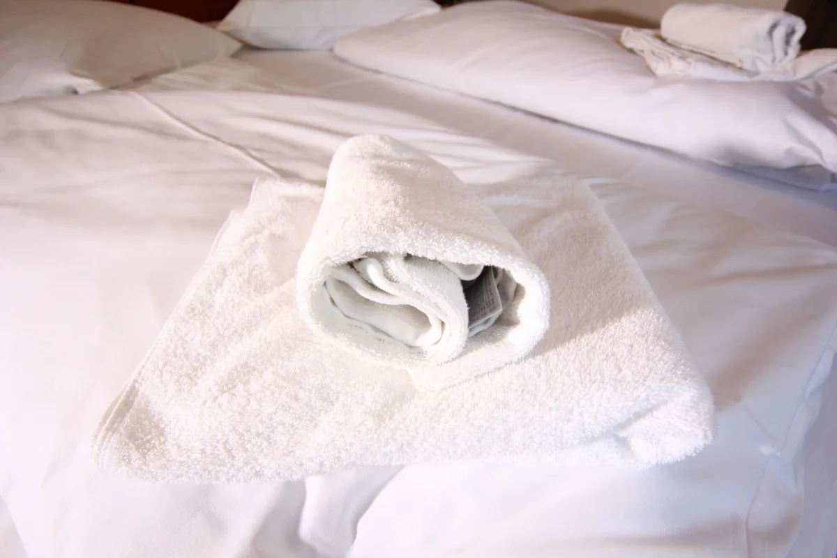 Hotel Carlton — 3