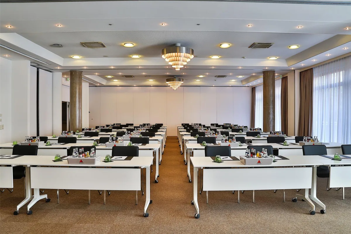 Hotel Frankfurt Messe Affiliated by Meliá — 5