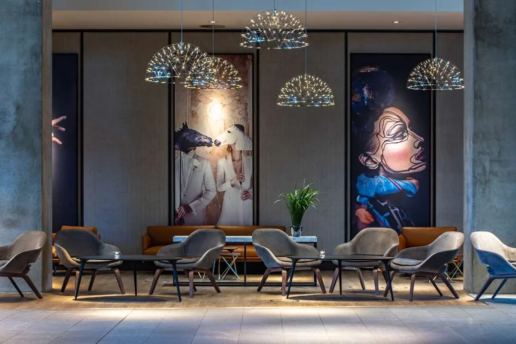 Radisson Blu Hotel, Frankfurt — 3