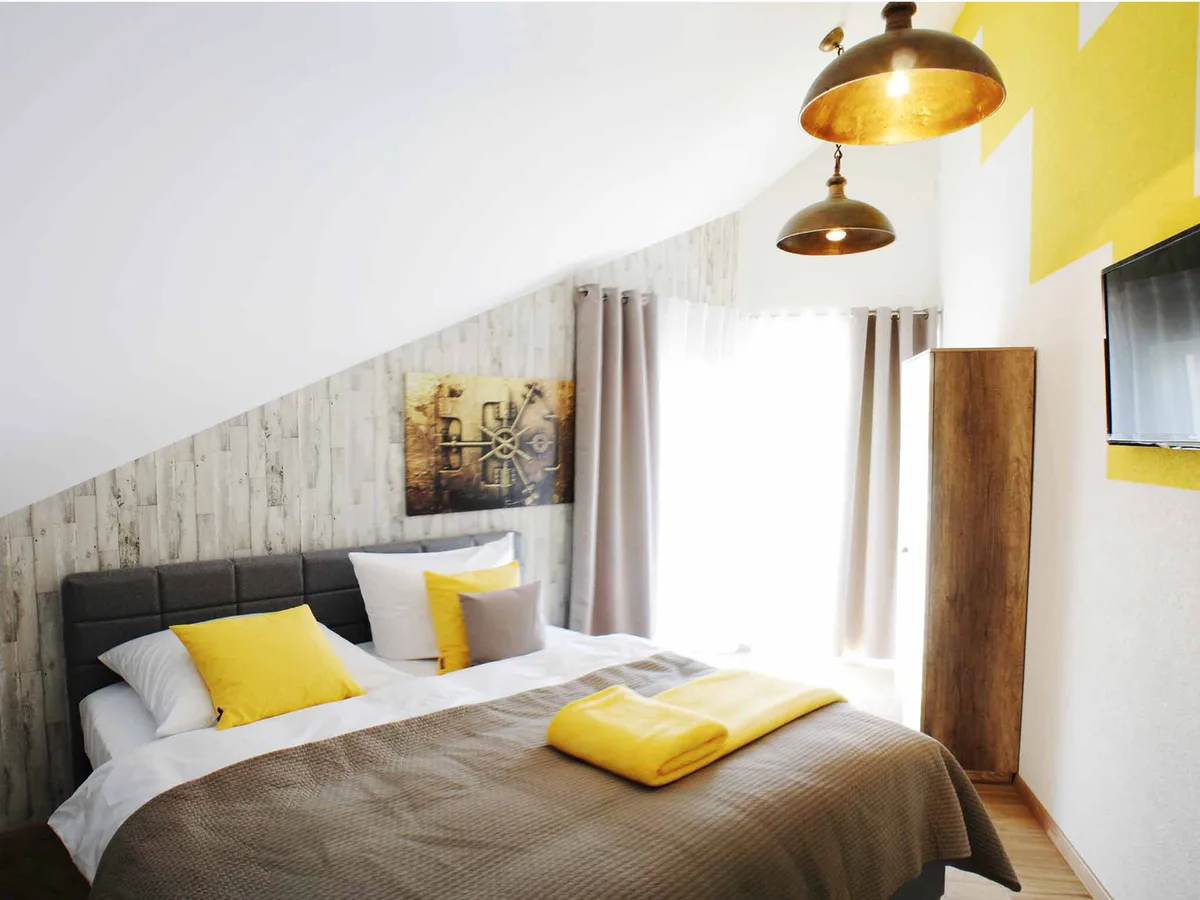 R&J Hotel Rust
