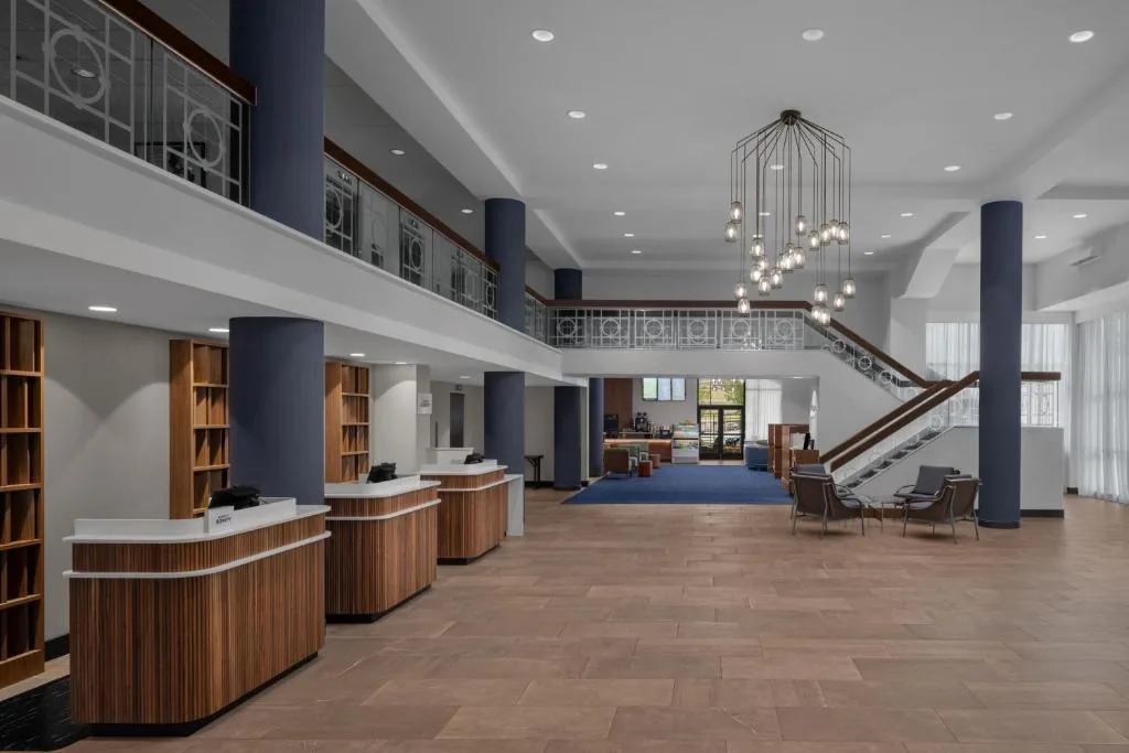 Courtyard by Marriott Pittsburgh University Center — 5