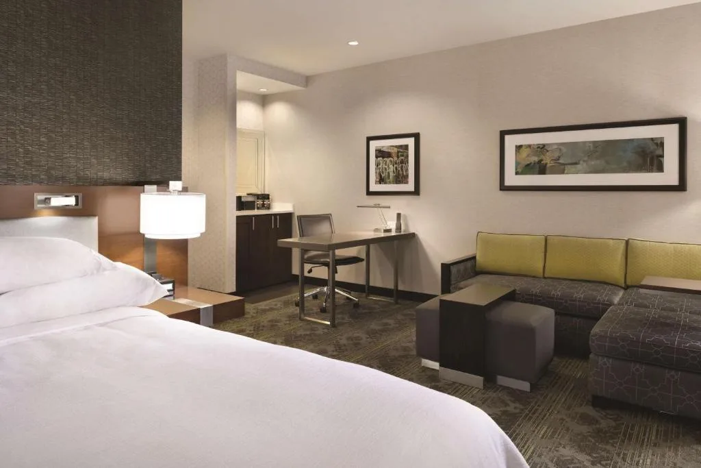 Embassy Suites Pittsburgh Downtown — 2