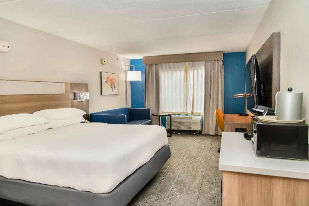 Holiday Inn Express Hotel & Suites Pittsburgh-South Side by IHG — 2