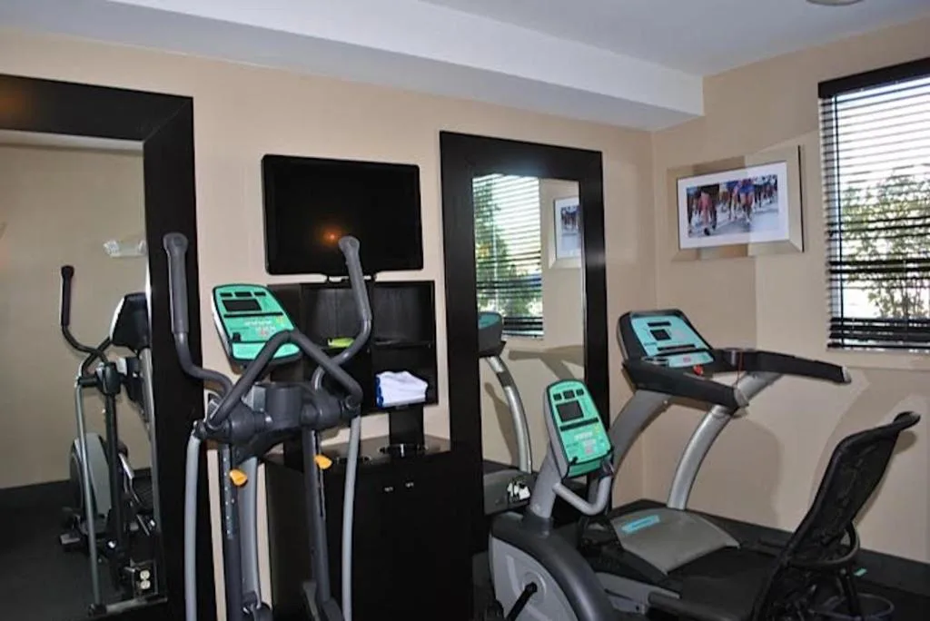 Holiday Inn Express Pittsburgh - Munhall by IHG