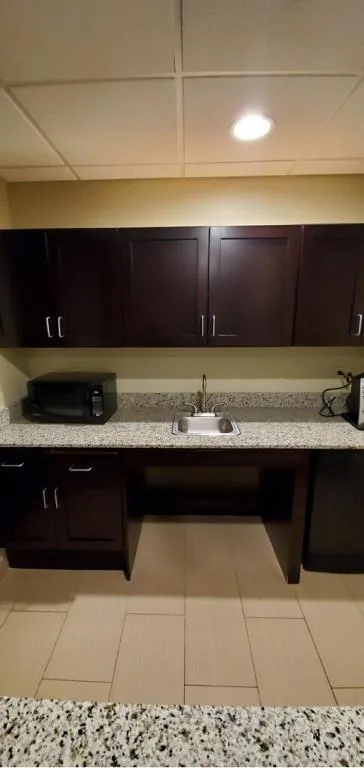 Holiday Inn Express Pittsburgh West - Greentree by IHG — 3