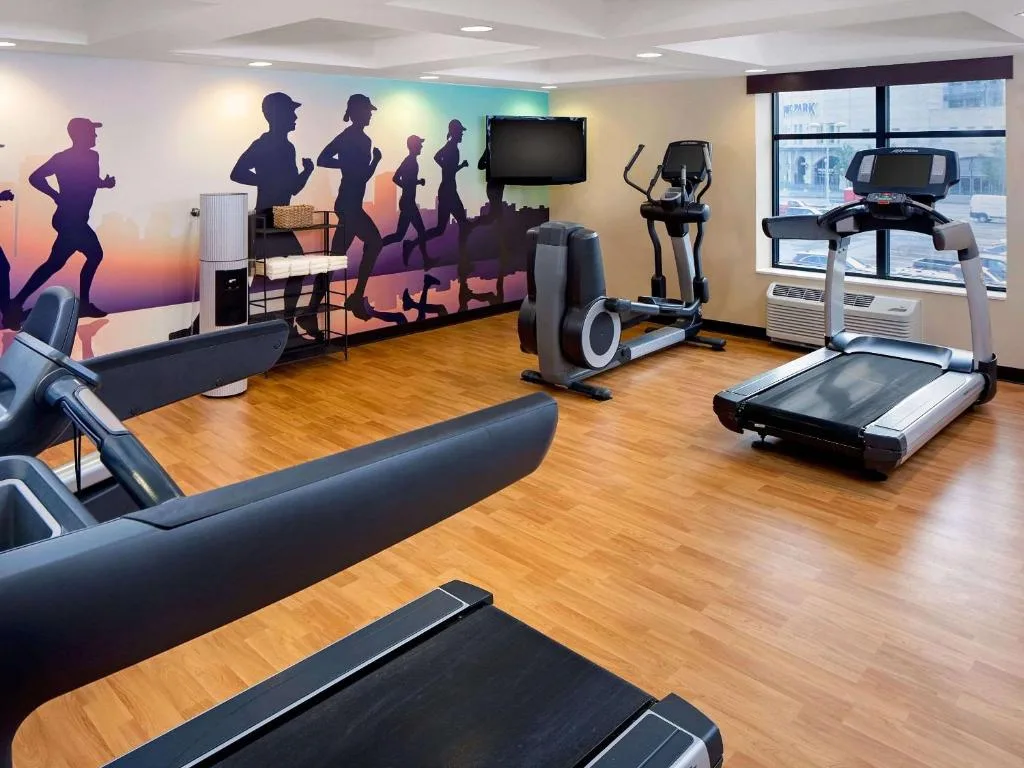 Hyatt Place Pittsburgh North Shore — 5