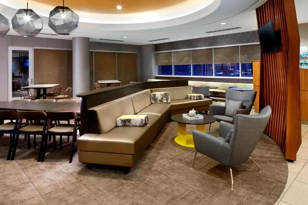 SpringHill Suites by Marriott Pittsburgh Bakery Square — 5
