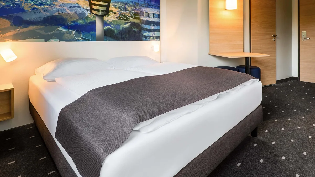 B&B HOTEL Stuttgart-Airport/Messe