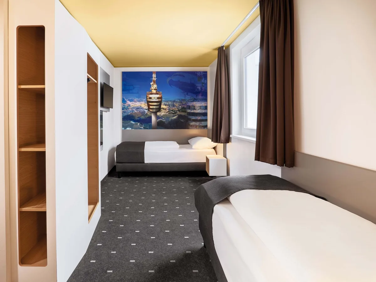 B&B HOTEL Stuttgart-Airport/Messe — 4