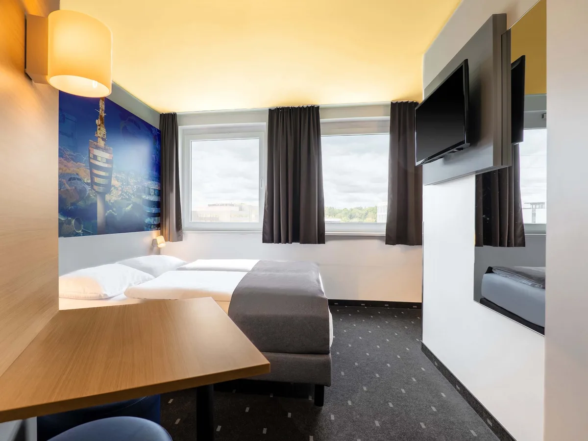 B&B HOTEL Stuttgart-Airport/Messe — 5